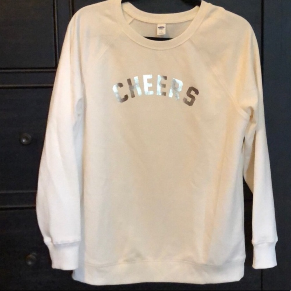 “CHEERS” Sweatshirt ❤️